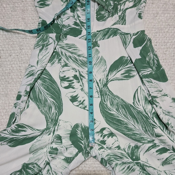 INA Tropical Print Jumpsuit Green Palm Leaf Tie Front Wide Leg Size Medium - Picture 11 of 16